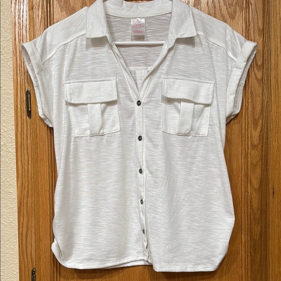 No Boundaries Button Up Cap Sleeve Pocket Blouse - White - Picture 1 of 9